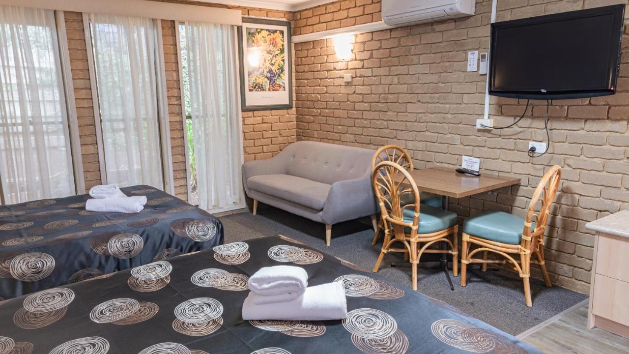 Tropicana Motor Inn Cowes Ngoại thất bức ảnh