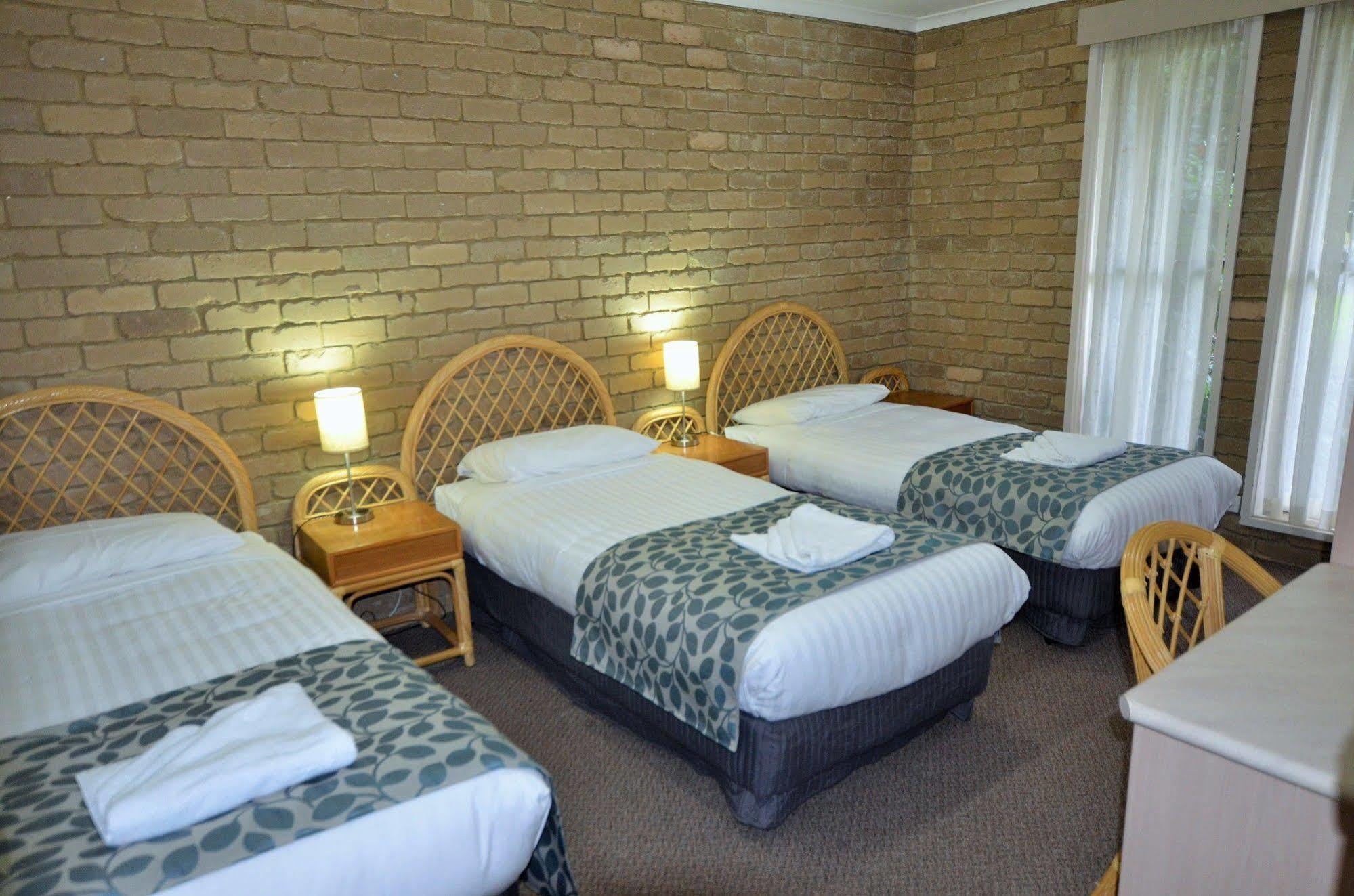 Tropicana Motor Inn Cowes Ngoại thất bức ảnh